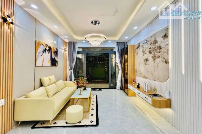 Bán nhà hẻm ba gác, Lê Trực, Bình Thạnh, 3.6m x 13m, 45.3 m², sát MT - Giá 6.45 tỷ TL