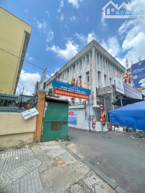 Ngay Lăng Ông Bà Chiểu HXH khu nhà đồng bộ 5 tầng - 7 phòng  chỉ 7.x tỷ