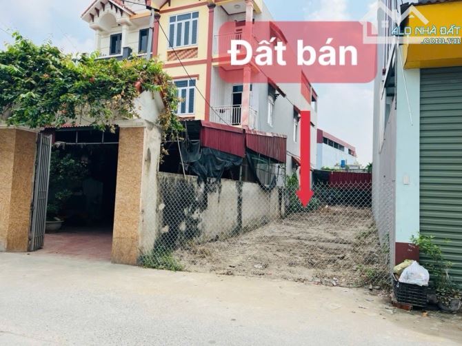 Bán đất Thôn Thường Lệ - Đại Thịnh -Mê Linh 100m2 đường oto tránh giá 4,4 tỷ.