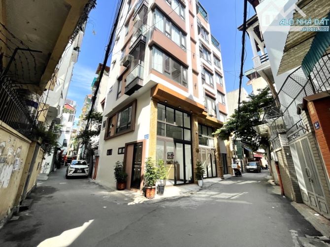 Bán nhà đường Tôn Đức Thắng Phân lô ô tô vào nhà 40m2 6 Tầng Nhà đẹp Dân xây 11,8 Tỷ