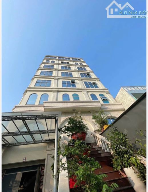 NGỘP gấp bán TÒA NHÀ 8 lầu HXT Phan Huy Ích ngang 12m 264m2 TN 150tr sát Emart 24 tỷ.
