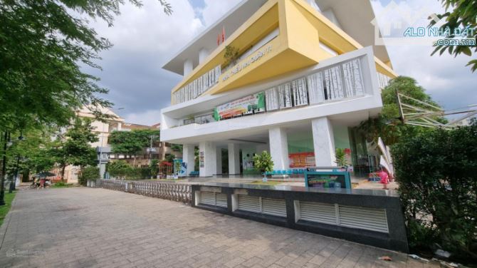 Nhà MT Trần Quý P6 Q11 DT : 4 x 18m , 4 lầu , Giá : 19 tỷ - 1