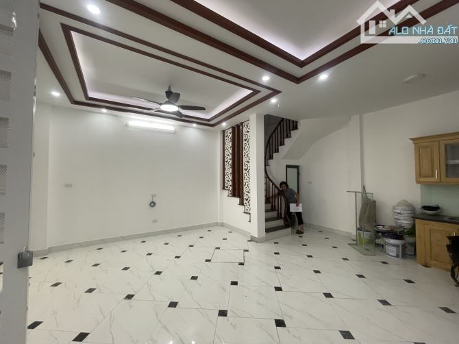 NHÀ TRƯƠNG ĐỊNH MỚI XÂY 45M2- NGÕ THOÁNG- KINH DOANH - 1