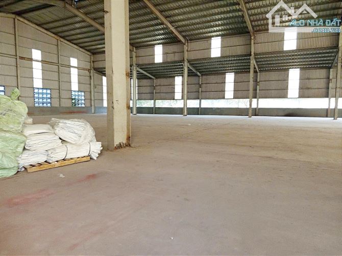Cho thuê 5000m2 xưởng Phước Tân, pccc và bình điện 400kva chỉ 90tr - 1