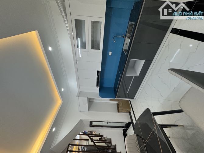 Bán nhà đẹp ngõ nông, hai thoáng trước sau đường Minh Khai, Hai Bà Trưng