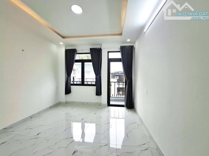 Bán nhà hẻm xe hơi Ngô Quyền, Quận 10 47m2 3 tầng chỉ 5.6 tỷ. - 1