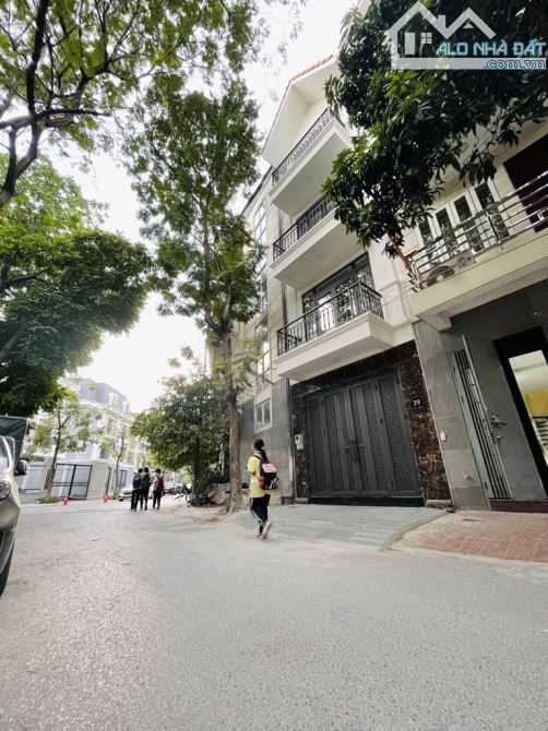 BÁN NHÀ TIỂU KHU ĐÔ THỊ NAM LA KHÊ HÀ ĐÔNG HÀ NỘI 70 M 4 TẦNG CHỈ 15,5 TỶ - 12