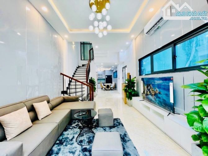 Đi định cư Mỹ bán gấp nhà, diện tích 93,8m2 chỉ 7,9 tỷ. Nhà 2 tầng đường Lê Lợi , Gò Vấp - 2