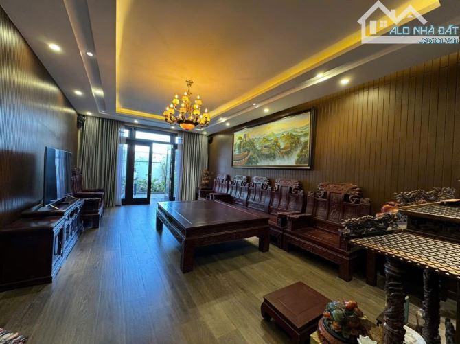 Vần bán biệt thự ven sông Nguyễn Đình Thi, Cẩm Lệ, 250m2, nhà đẹp, nội thật vip, giá đt. - 2