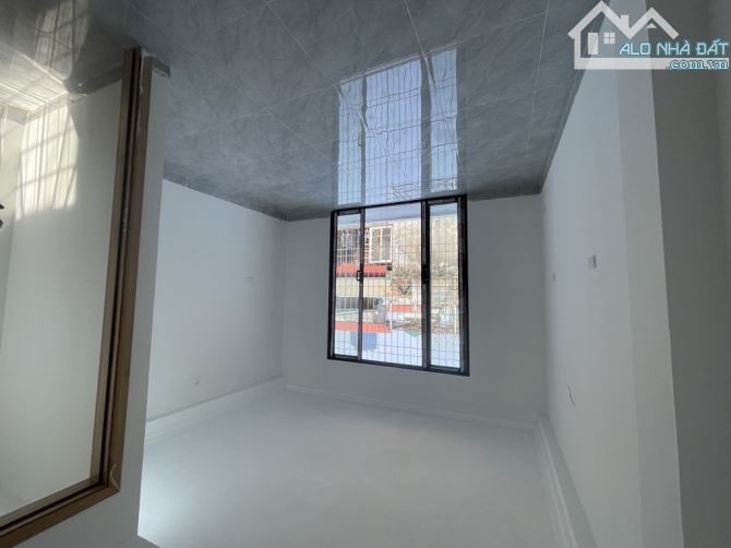 Hiếm - bán nhà đẹp ngõ thông, 5m ra ô tô đường Lê Trọng Tấn, Thanh Xuân - 2