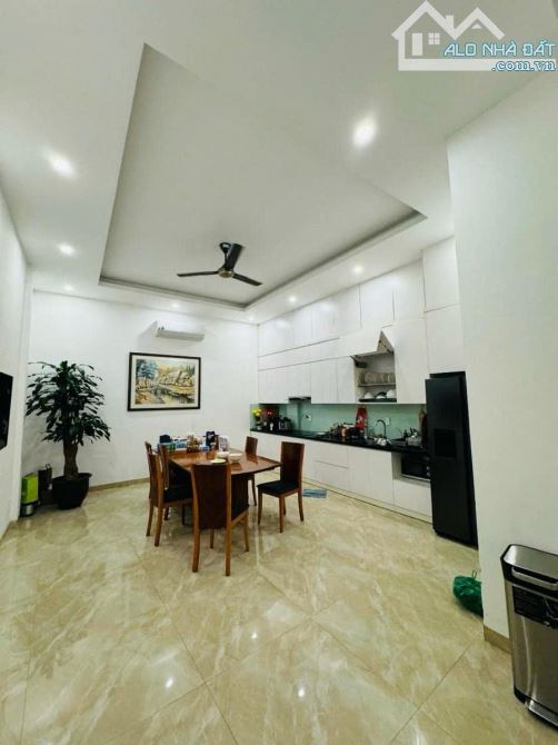 NHÀ PHÂN LÔ 79M2*4T LƯƠNG KHÁNH THIỆN NGÕ Ô TÔ, GARA, ĐẸP LONG LANH - 2