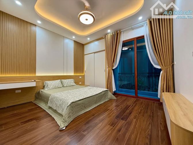 Bán nhà phân lô Vip Nguyễn Ngọc Nại, gần phố, nội thất sang xịn, 56m2, 4T, mt 4.5m - 2