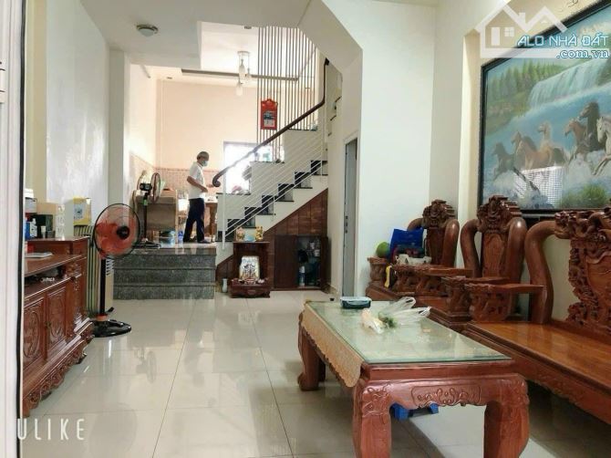 Nhà 3 lầu 3PN can Góc 2 MT đường 5 TNP B giá rẻ sổ riêng - 3