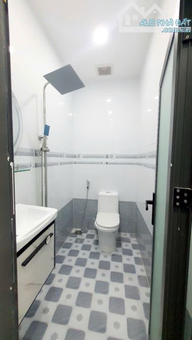 gần parc mall ,quận 8 ,2 tầng, 4,3m x8m ,hẻm ba gác ,nhỉnh 3,x tỷ - 3