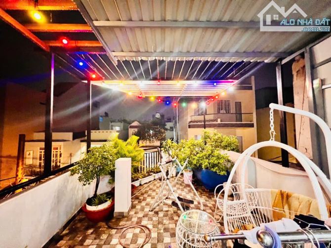 Nhà lô góc hẻm xe hơi 1 trục Nguyễn Văn Khối P9 - 5,7 tỷ - 3