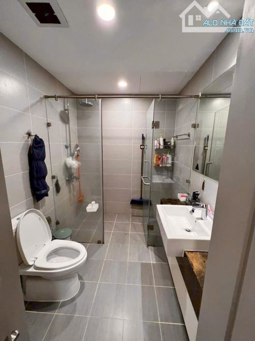 Gia đình bán CH Khuông Việt 90m2, 3pn, 2wc, SH vĩnh viễn. Giá thật nhà thật: 3.95 tỷ TL - 5