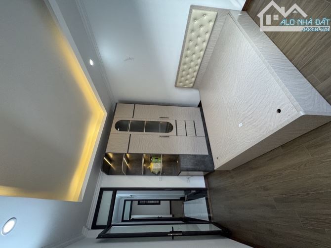 Bán nhà đẹp ngõ nông, hai thoáng trước sau đường Minh Khai, Hai Bà Trưng