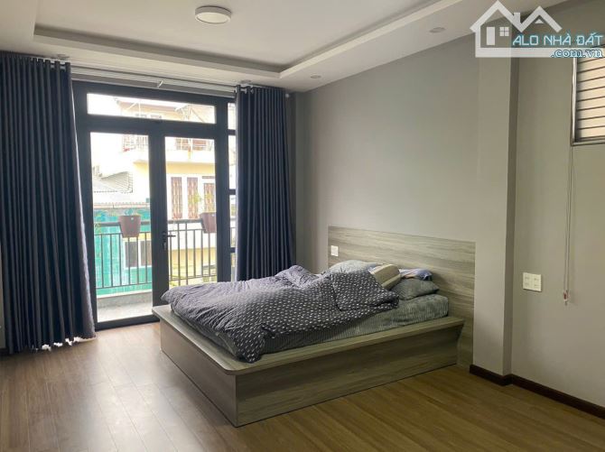 Nhà Hẻm 5m Đường Thông Thiên Học. P2. 98m2. 5 Tầng. 6PN. View Thoáng. Giá 10,3 Tỷ TL - 6