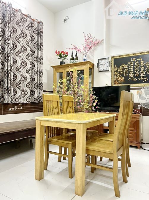 Bán nhà 3 lầu gần hẻm xe hơi 219 đường Dương Bá Trạc P.1 Quận 8 - 7
