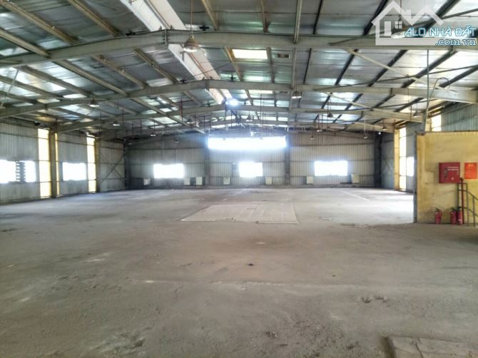 Cho thuê 1250m2 kho xưởng khu công nghiệp Quất Động, Thường Tín, Hà Nội.
