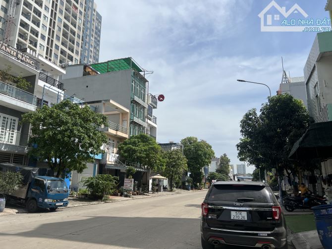 Bán nhà KDC Sóng Thần, khu VinCom 550, Dĩ An, Bình Dương, kế bên Thủ Đức, giá chỉ 6.6 tỷ.