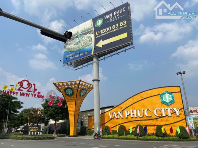 Bán GẤP Nhà Ngộp DT 100m2,HXH Vạn Phúc City Hiệp Bình Phước, Chỉ hơn 7 tỷ