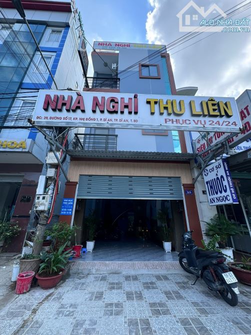 Bán nhà nghỉ 1 Trệt 2 Lầu Dĩ An Bình Dương - 9,8 tỷ / 430 m2