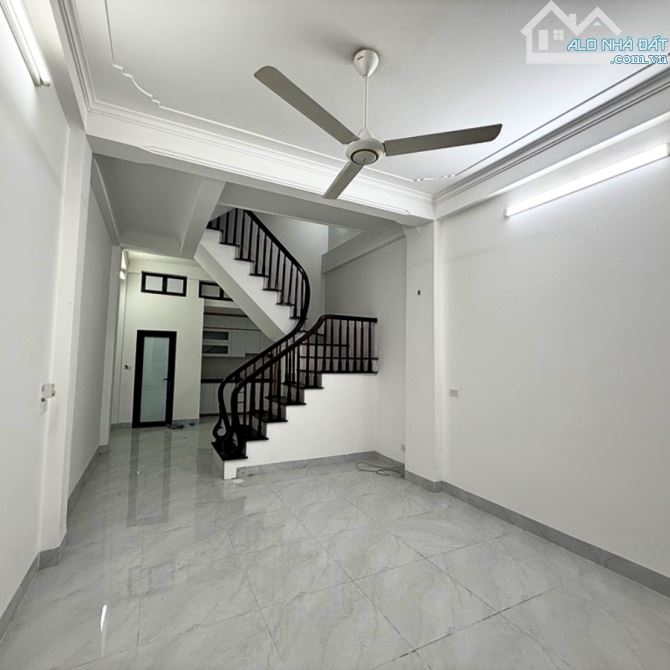 Siêu Hiếm – Nhà Nguyễn Đồng Chi – Ba Bước Ra Chợ Đổng Chi Sầm Uất – 4 Tầng Đẹp – 7.8 Tỷ