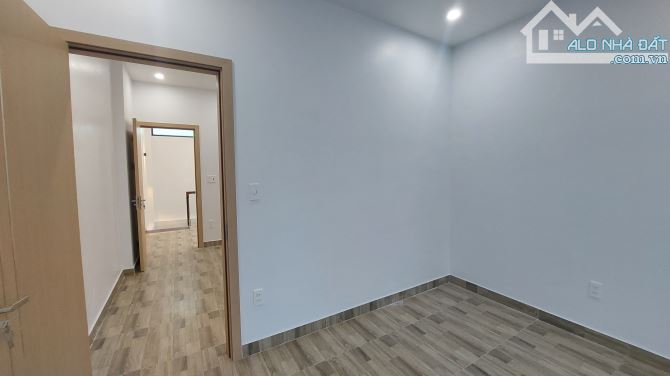 Bán nhà Lê Hồng Phong, Đông Khê, Ngô Quyền, 4 tầng, 40m2, 3,6 tỷ,