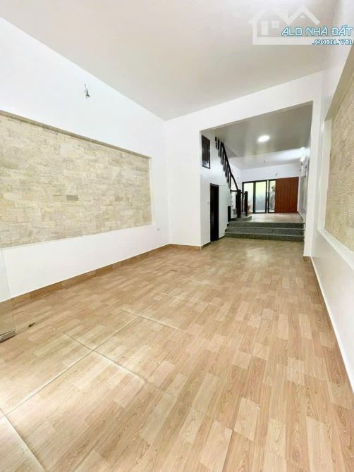PHÂN LÔ CẦU GIẤY - NHÀ ĐẸP Ô TÔ TRÁNH - HAI THOÁNG - KINH DOANH - DT 65M2 - GIÁ TỐT - 1