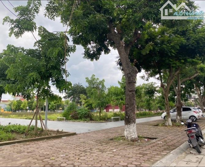 🍀Hiếm - Gần đường Võ Văn Kiệt - Ô tô thông - Gần UBX - Khu vui chơi - Sân bóng - Đầu tư - 1
