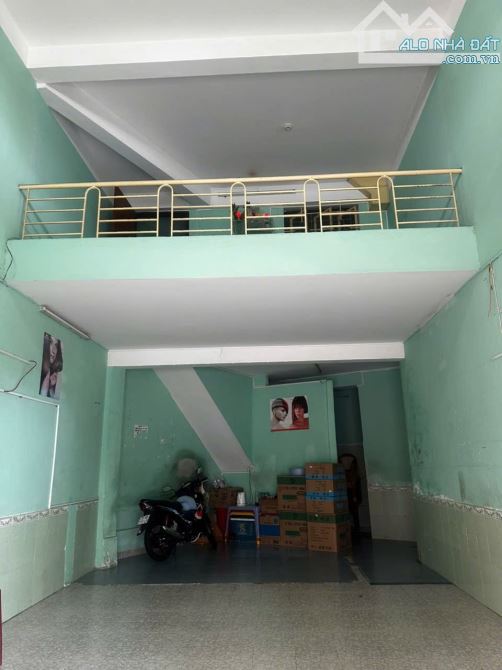 Bán Shophouse Chợ Đầm- Hàng Cá. Dt 48,93m ngag 4,5m có 1pn sổ hồng riêng giá 3,5ty - 1