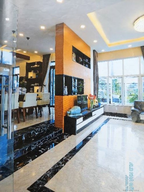 BIỆT THỰ THẠNH XUÂN, QUẬN 12 - KHU VIP DÀNH CHO NHÀ GIÀU - DT20×29 Ô TÔ VÀO NHÀ