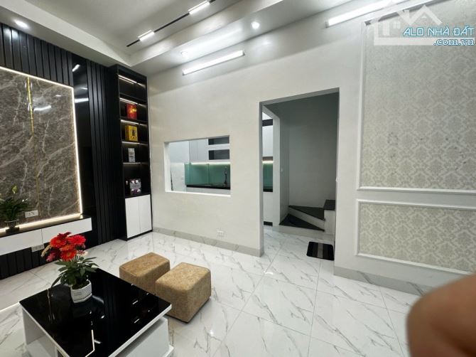 🌆 ĐƯỜNG LÁNG- ĐỐNG ĐA - NHÀ ĐẸP -Ở NGAY- NGÕ CỰC THOÁNG - 37m2,CHỈ 6 TỶ - 2