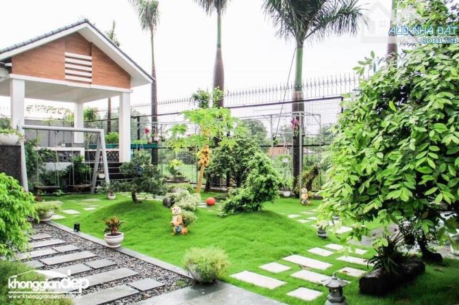 BIỆT THỰ THẠNH XUÂN, QUẬN 12 - KHU VIP DÀNH CHO NHÀ GIÀU - DT20×29 Ô TÔ VÀO NHÀ - 1