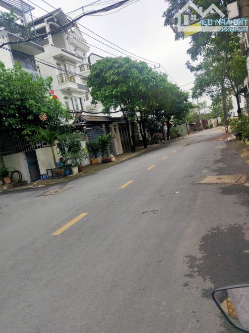 Bán nhà 5.2*23m khu biệt thự 88 căn, Dương Quảng Hàm, P6, GV,t giá 15 tỷ tl - 2