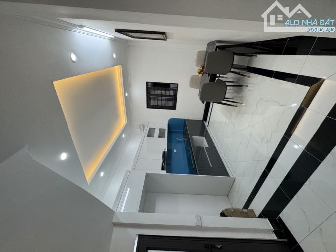 Bán Nhà ngõ 191 Minh Khai 45m², 4 Tầng, 4PN, +7,9 Tỷ,ngõ nông-2 thoáng - 2