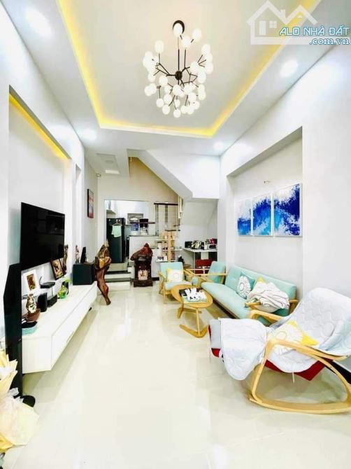 NHÀ ĐẸP Ở NGAY P16 (60M2) KHU CÁN BỘ, HẺM XE HƠI 8M THÔNG, CÁCH MT VÀI MÉT, NHINH 6 TY - 2