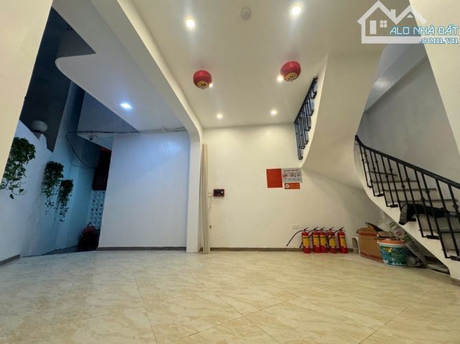 Bán Nhà Trương Định, Ngõ Rộng 2.5m, dt 36m², Xây 4 Tầng –Không Quy Hoạch.Giá hơn 5 tỷ - 3