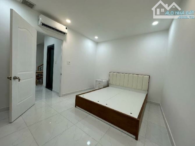 Bán nhà 2 tầng, Ông Ích Khiêm, Q.11, 70m², hẻm yên tĩnh, nở hậu, nhỉnh 6 tỷ - 3