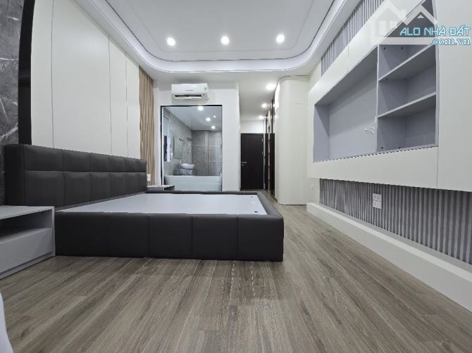 BÁN NHÀ ĐẸP, XỊN MỊN ! NGÕ 186 NGỌC THUỴ 6T thang máy, full nội thất, oto đỗ cửa chỉ - 3
