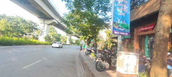 GIẢM 25 TỶ👉CHỦ CẦN BÁN TÒA 10 TẦNG MẶT PHỐ HOÀNG CẦU - 380M MT: 12M - DÒNG TIỀN 10 TỶ/NĂM - 4