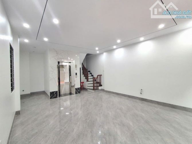 BÁN NHÀ PHỐ NGÔ GIA TỰ LONG BIÊN Ô TÔ THANG MÁY 52M2 7T 4.5MT GIÁ 13.2 TỶ MỚI XÂY - 7