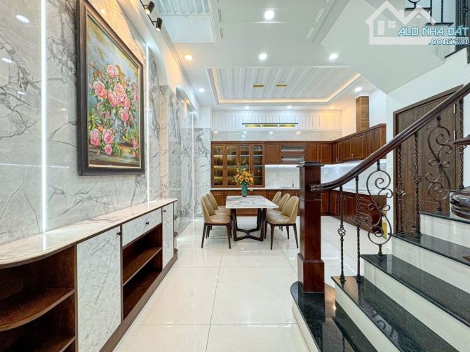 Gần chợ Tân Mỹ Nguyễn Thị thập quận 7 - 7