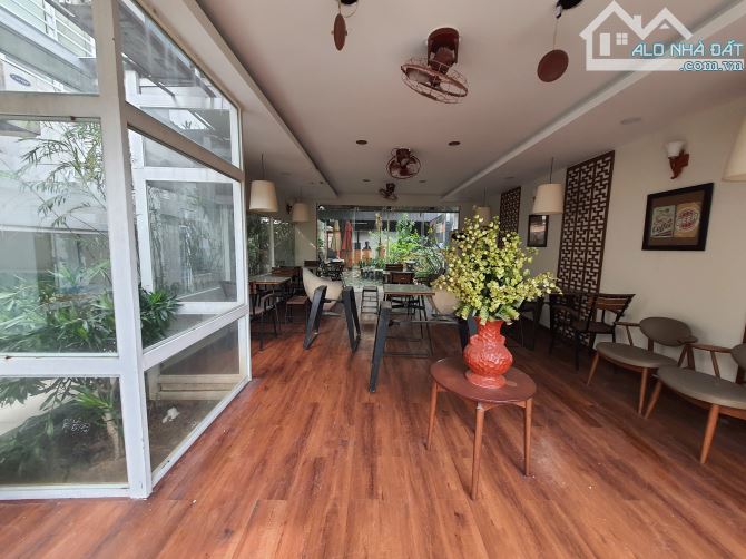 🏡[Biệt thự sân vườn]🏡Diện tích khuôn viên 400m2❌Trung tâm P.Thảo Điền Quận 2 - 7