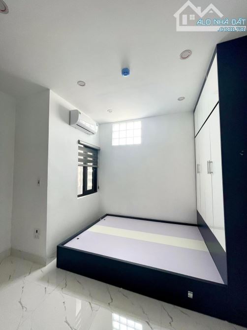 BÁN NHÀ DÒNG TIỀN HOÀNG MAI - 6TẦNG THANG MÁY - 12 PHÒNG KHÉP KÍN - Ô TÔ ĐỖ CỬA - 7