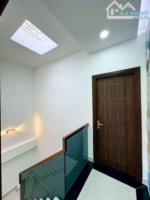 Bán nhà đẹp giáp Phú Mỹ Hưng quận 7 - Dt 83m 3 tầng full nội thất giá 7.9 tỷ - 9