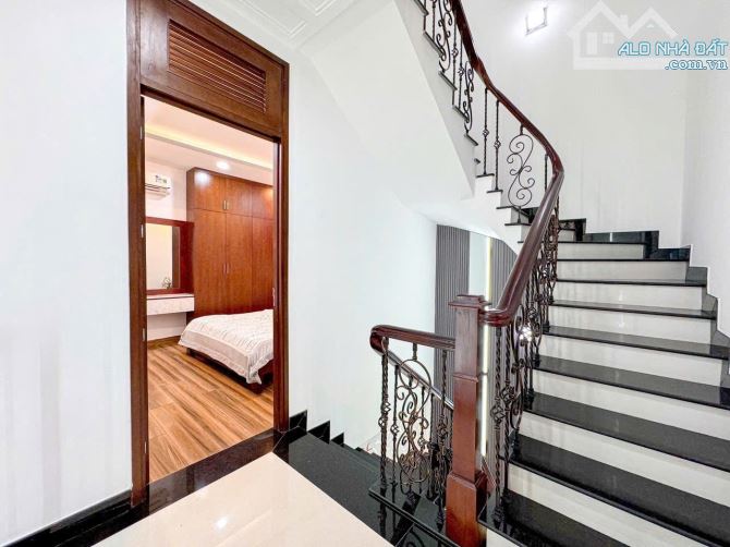 Gần chợ Tân Mỹ Nguyễn Thị thập quận 7 - 9