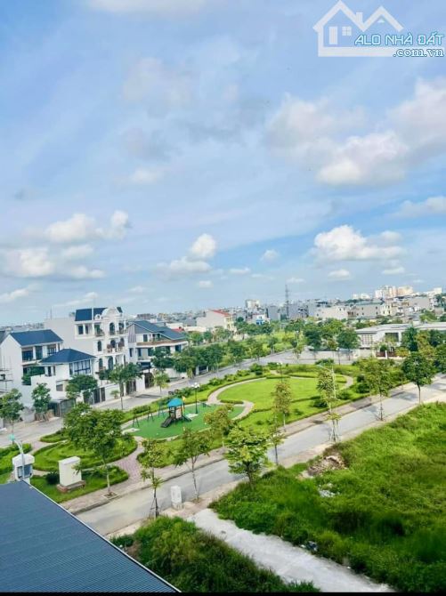 Bán lô biệt thự góc khe thoáng view công viên khu đô thị Kỳ Đồng giá hơn 30tr/m2 tý Bao sổ