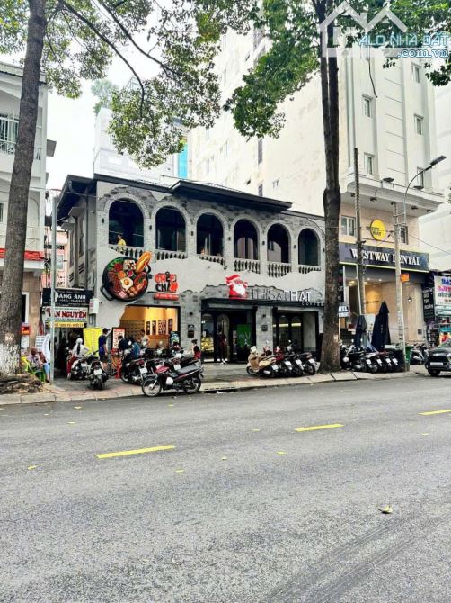 Góc 2 Mặt Tiền Bùi Thị Xuân, P. PNL, Q1 - NGANG 13 X 8M, 3 LẦU - HĐ thuê 6000USD/th